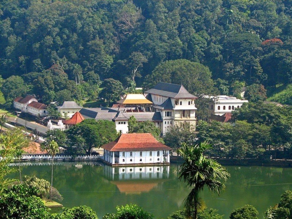 Nisansala Homestay Kandy Deiyannewela Экстерьер фото